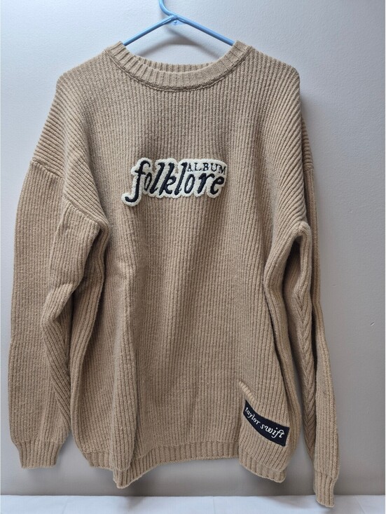Taylor Swift Sweaters - Taylor Swift Folklore Album Beige Knit Sweater Size Large B423